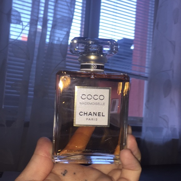 COCO Chanel Mademoiselle Eu de Parfum INTENSE100ml - Picture 3 of 5